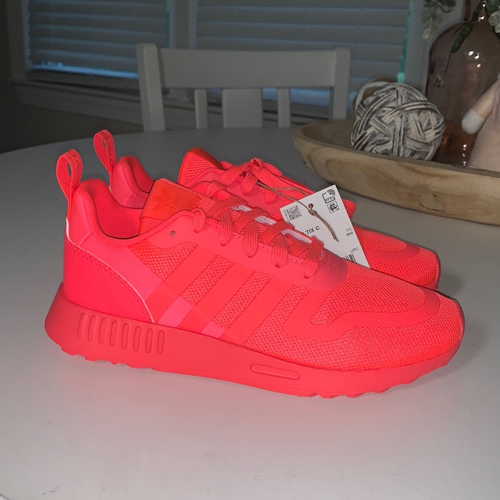 Adidas Sneakers NWT